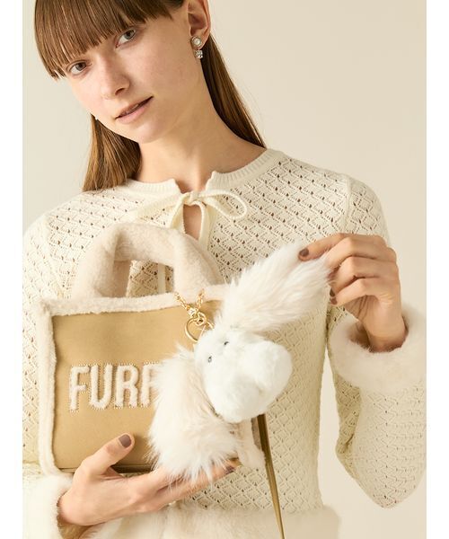 リナ★【新品タグ付き】eimy♡ファートップス アイボリー FURFUR（ファーファー） チャーム FURAPIマスコットチャーム