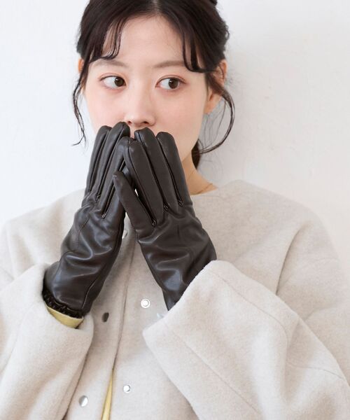 le.coeur blanc（ルクールブラン） 手袋 ギャザーフェイクレザー