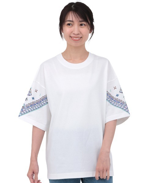 チチカカ（TITICACA） tシャツ 半袖 バンダナスリーブ刺繍Tシャツ