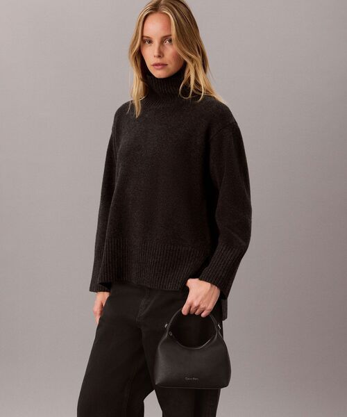 Calvin Klein（カルバン・クライン） ショルダーバッグ バッグ