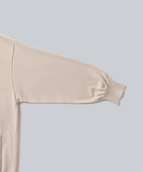 WHITE MAILS（ホワイトメイルズ） ニット セーター PAPER KNIT V-NECK