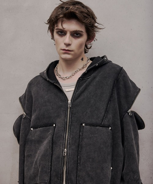 パーカー・フーディ \"TECH B0Y\" STUDDED HOODIE TECH B0Y STUDDED HOODIE