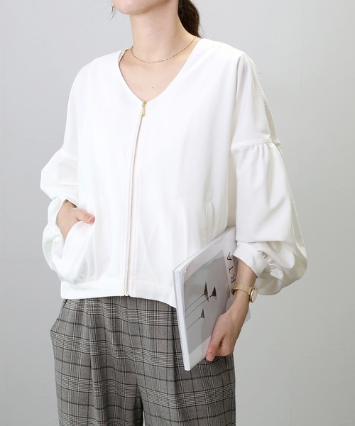 Dolce. de 【新品未使用タグ付】maison 袖ボリュームサテンブルゾン 袖ボリュームVネックライトブルゾン アウター ブルゾン vita Aletta ジャケット・アウター