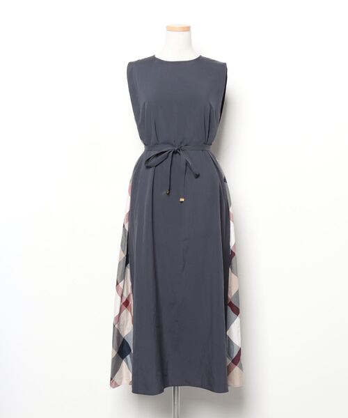 【ブルーレーベル】ノースリーブワンピース 38 BURBERRY ブルーレーベルチェック柄 ノースリーブワンピース 38