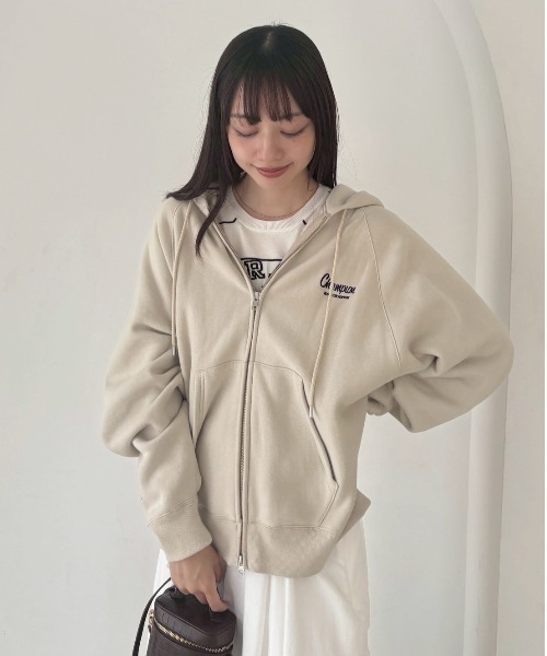 FRAY I.D（フレイ・アイディー） パーカー 「Champion」フルジップ