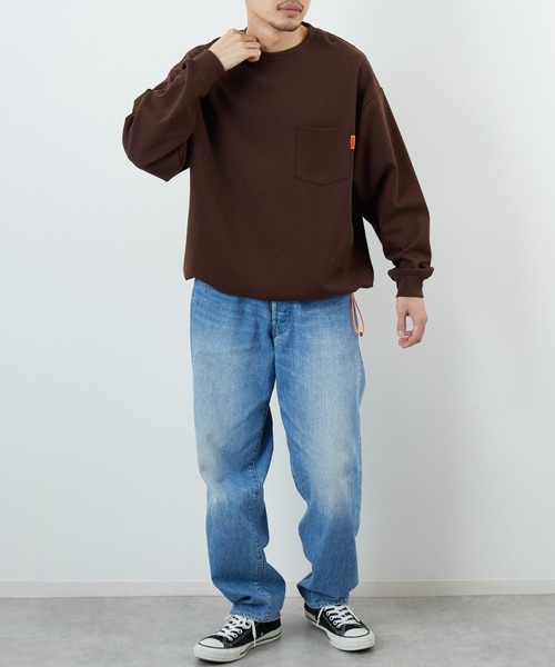 ATHLETA×UNIVERSAL OVERALL Tシャツ 別注カラー 限定 UNIVERSAL OVERALL（ユニバーサルオーバーオール） tシャツ 別注