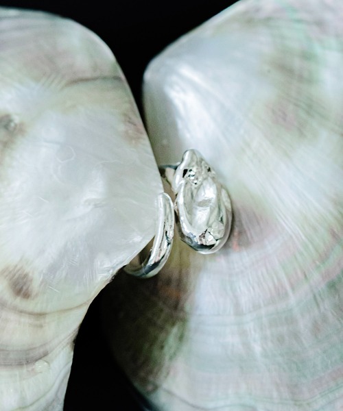 指輪 リング LAPUIS(ラピュイ) Oyster ring レディースの画像