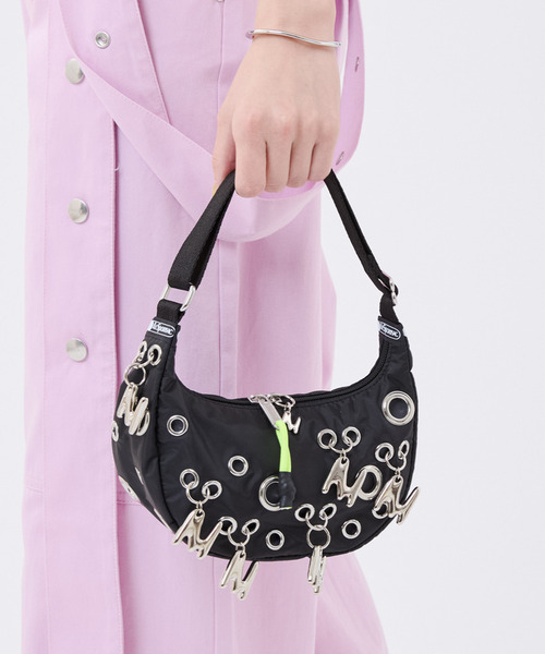 ショルダーバッグ バッグ MSGM GROMMET CRESCENT ロゴグロメッツ/ブラック レディースの画像