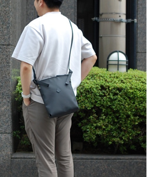 CLEDRAN（クレドラン） ショルダーバッグ バッグ 「雨に強いレイヤー