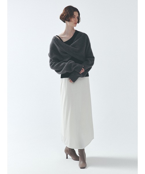 ミースロへ　ツイストデザインニット　グレー　現行品 4b444bc7a003a63e5fd067df306c45