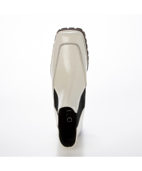 D'ICI（ディッシィ） ブーツ ワイドスクエアトゥタンクソールショート