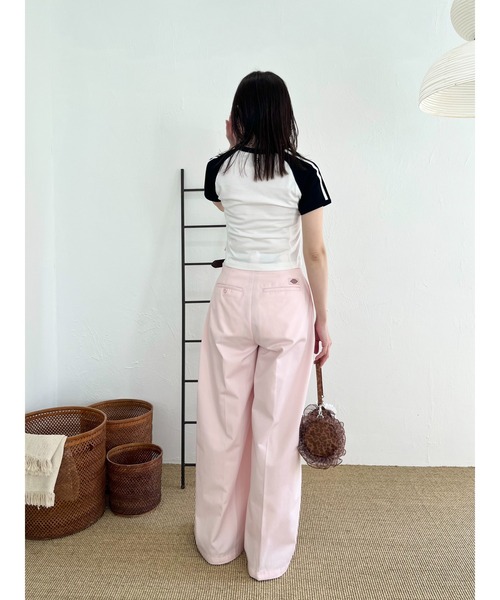 【LILY BROWN】×Dickies ステッチワークタックバギーパンツ リリーブラウン LILY BROWN 【Dickies×LILYBROWN】ステッチ