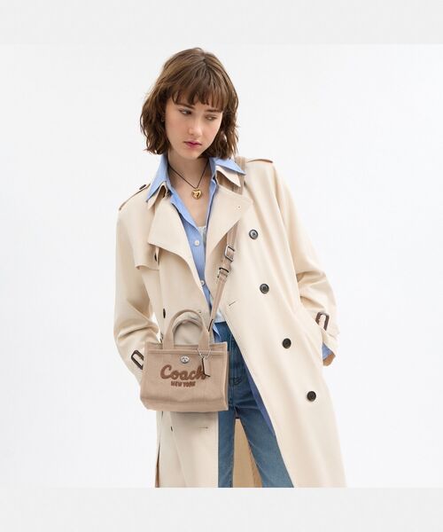 可愛いサイズ感★【COACH】カーゴ トート バッグ 20 COACH ショルダーバッグ バッグ カーゴ トート 20 レディース