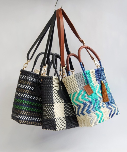 まっちっち様 美品 ウーヴン メルカドバッグ かごバッグ 肩掛け可能 かごバッグ カゴバッグ WOVEN (ウーヴン) /プティショルダー