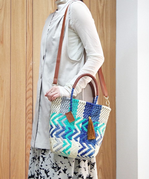 Woven ウーヴン　青白 チェック柄 かごバッグ　メルカドバッグ　美品 WOVEN ウーヴン】メキシコ製 バスケットバッグ メルカドバッグ