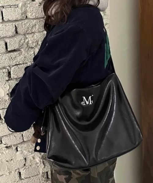 MUCENT（ムセント） ショルダーバッグ バッグ 「MUCENT」ブランド直