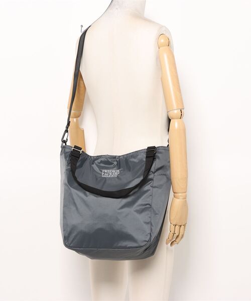 「FREDRIK PACKERS」 2WAYバッグ ONESIZE ブラック レディース_画像5