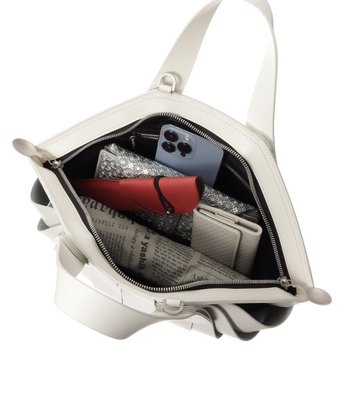 HIROKO HAYASHI（ヒロコ ハヤシ） ハンドバッグ OSSO VIVO（オッソ