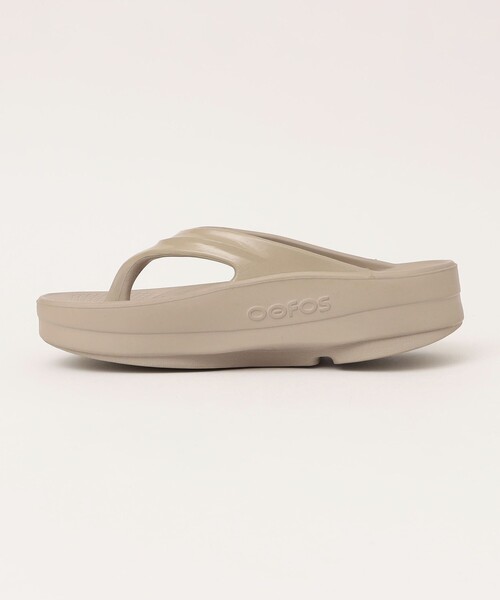 OOFOS（ウーフォス） 厚底 リカバリーサンダル スポーツサンダル