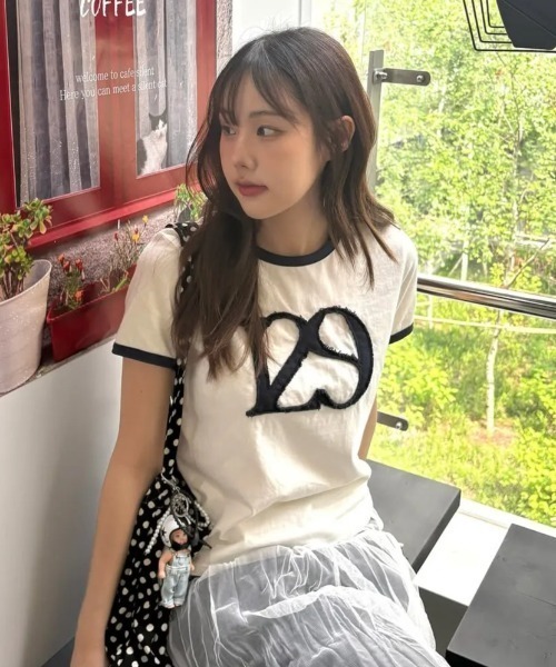 tシャツ 「日本未発売/WEB限定」ILLIGO(イリゴ)/ロゴパッチ 刺繍 Tシャツ 半袖/129 LOGO PATCH T-SHIRT レディース セール】【日本未発売/WEB限定】ILLIGO(イリゴ)/ロゴパッチ 刺繍