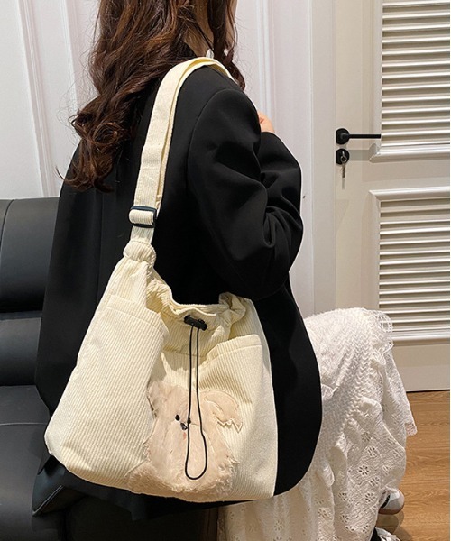 ＊handmade＊ショルダーにもなる⭐️ワンコ 顔ポケBAG❤️フリルトート FREE STYLISTS ショルダーバッグ バッグ Y2K バッグ もこもこ犬顔の
