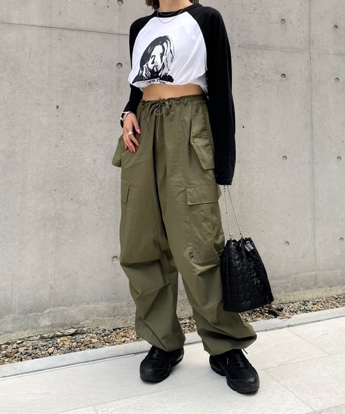 「WHO'S WHO gallery」 カーゴパンツ FREE カーキ レディース_画像4