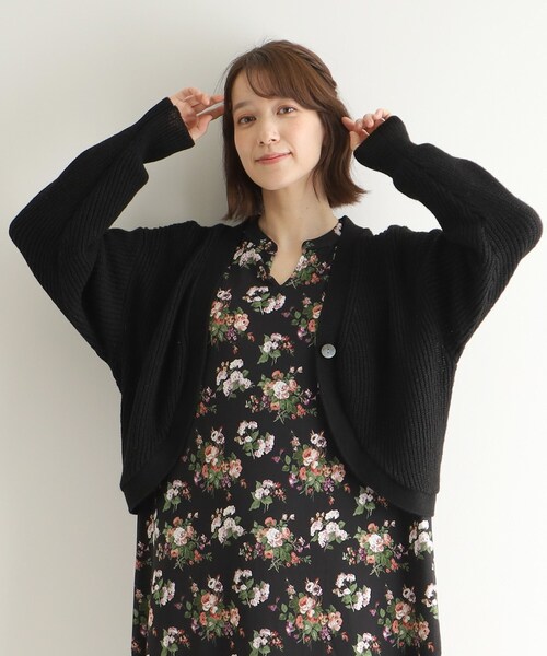 ATELIER-PIERROT黒ボレロカーディガン LAURA ASHLEY（ローラアシュレイ） カーディガン 「ウール混」ボレロ