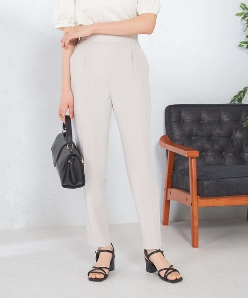 ストラ新品⭐️洗えるUVカット接触冷感防シワ加工⭐️多機能素材テーパードパンツゴム a.v.v（アー・ヴェ・ヴェ） uvカット パンツ 「接触冷感/洗える