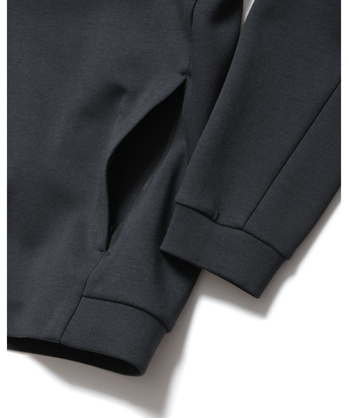 F.C.Real Bristol（エフシーレアルブリストル） パーカー TECH SWEAT