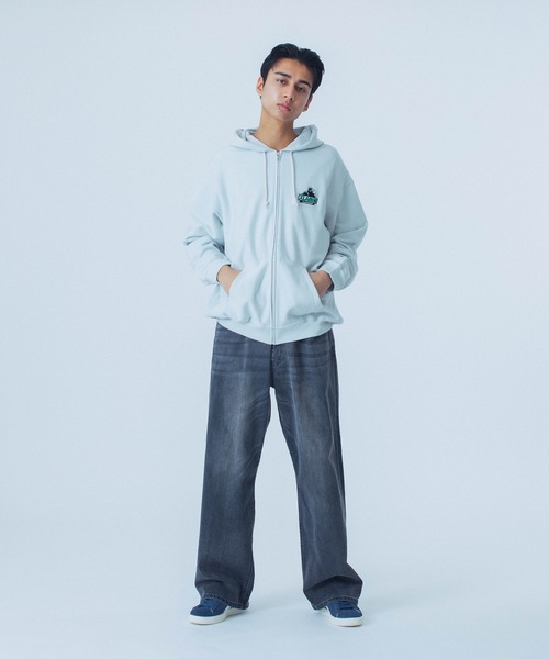 Champion グレー パーカー X-LARGE Champion 「Champion」 「XLARGE」ジップアップパーカー