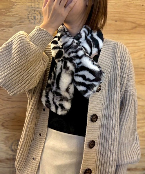 ARCADE（アーケード） マフラー ストール 差し込み ラビットフェイク