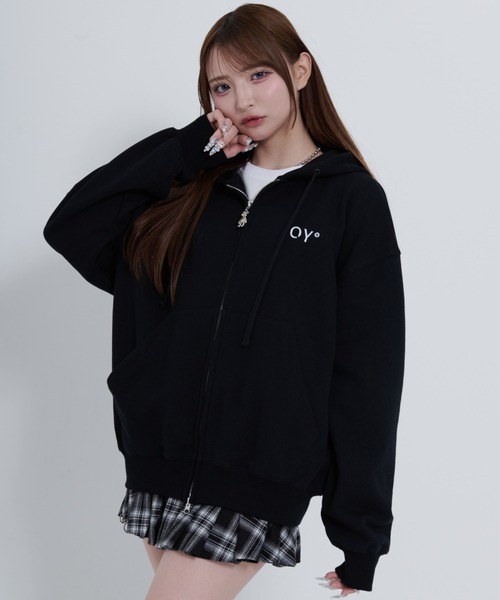 OY（オーワイ） パーカー 「OY/オーワイ」PATCH DOLLY HOODIE ZIP UP