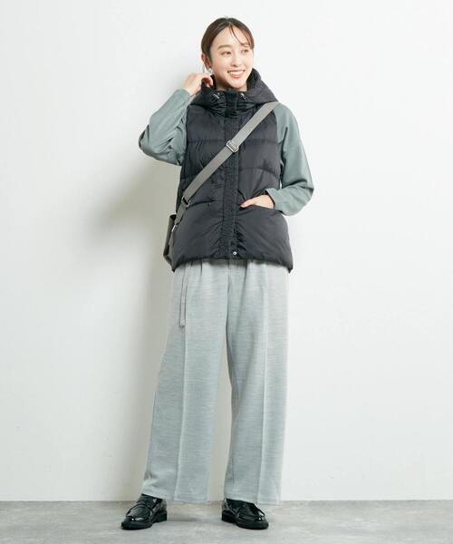 【新品未使用】MELROSE claire  グレー　ワイドパンツ MELROSE claire パンツ 「シーズンを象徴する生地感のベルテッド