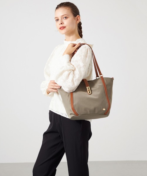 LA BAGAGERIE（ラバガジェリー） トートバッグ ひねり金具付き