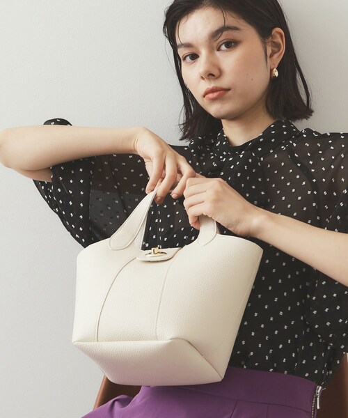 【美品】NEWERA 2WAYトートバッグ　REDネイビー　22リットル OPAQUE.CLIP トートバッグ 「2WAY」フロントひねりデザイン