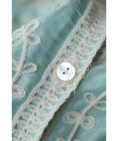 ブラウス シャツ 花刺繍のミントカラーシャツトップス レディース cawaii ブラウス シャツ 花刺繍のミントカラーシャツトップス