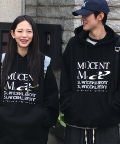 MUCENT新作✨️フルジップ 黒 パーカー ムセント早い者勝ち！ MUCENT（ムセント） パーカー 「MUCENT」ブランド直輸入正規品/MUCENT