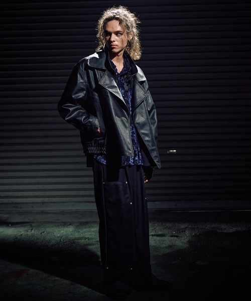 新品❣️10万円❣️ キャシャレル　ライダースジャケット　リアルファー　紺　I40 Casper John（キャスパージョン） 革ジャン ライダース Layered