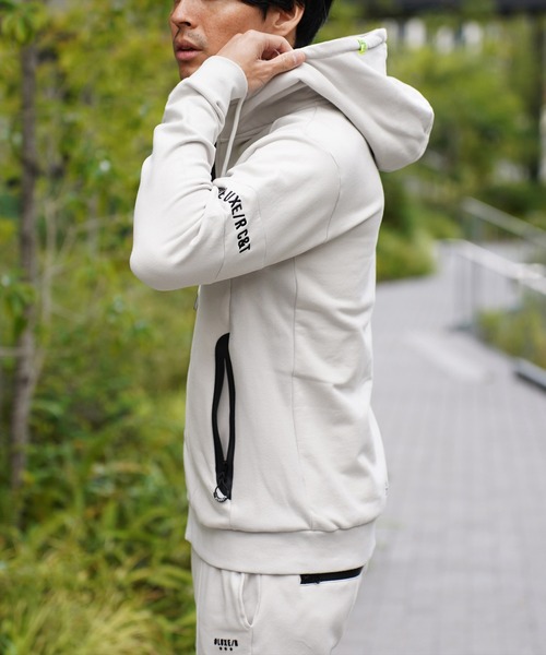 パーカー (RM)「LUXE/R GOLF」スウェット×フリース スタンド ZIP