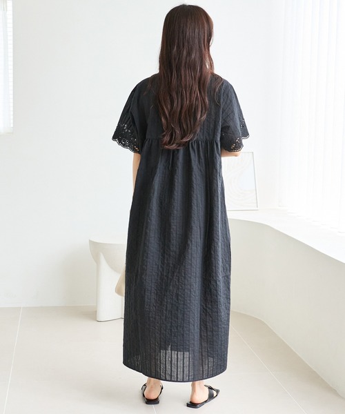 LAVEANGE（ラビアンジェ） シャツワンピース 「洗える」袖刺繍ドビー