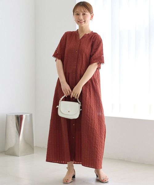 LAVEANGE（ラビアンジェ） シャツワンピース 「洗える」袖刺繍ドビー