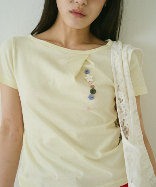 common gull products. tシャツ 半袖 夏の手前のボタンの香りTシャツ
