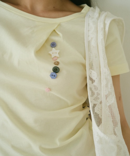 common gull products. tシャツ 半袖 夏の手前のボタンの香りTシャツ
