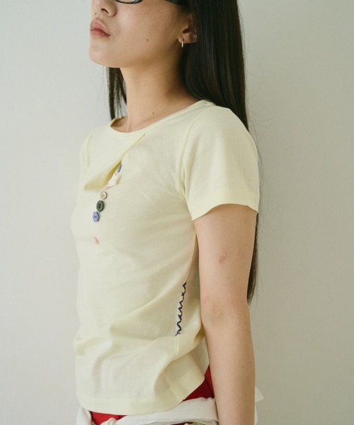 common gull products. tシャツ 半袖 夏の手前のボタンの香りTシャツ