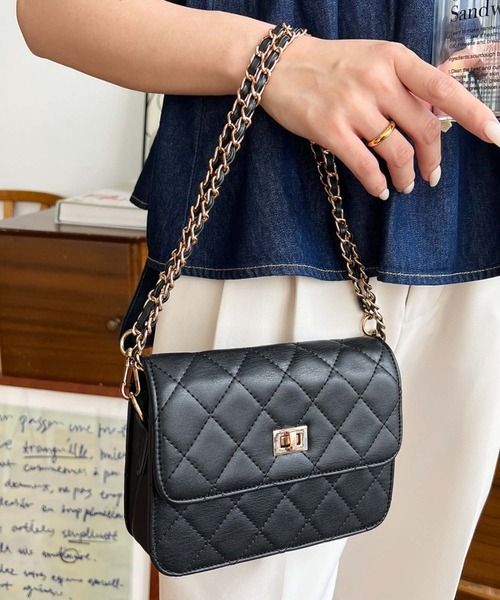 CHANEL ✦新春セット✦キルティングチェーン ショルダーバッグ ポーチ 他… CHANEL ショルダーバッグ ポーチ付き