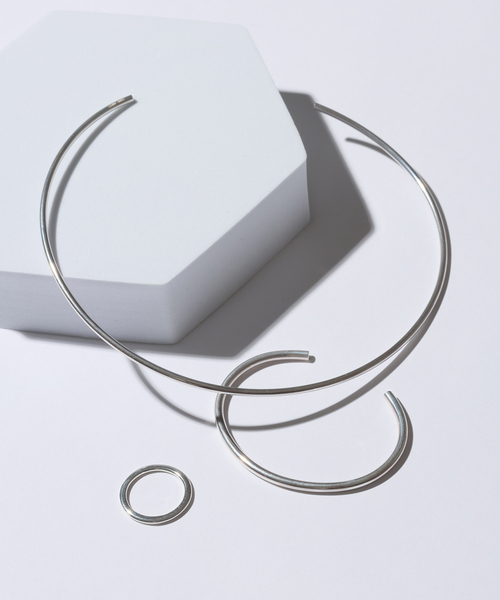 Spick&span SAMH by LILAS シルバーワイドバングル未使用 Spick&span SAMH by LILAS シルバーワイドバングル未使用 - メルカリ