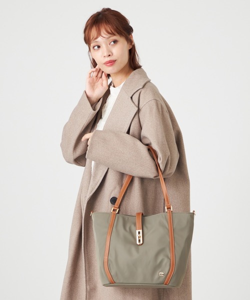 LA BAGAGERIE（ラバガジェリー） トートバッグ ひねり金具付き 