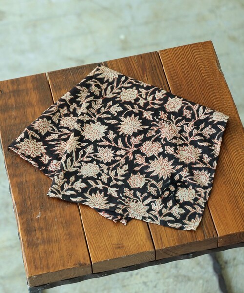 fennica（フェニカ） ハンカチ インドブロックプリント ツバメ刺繍