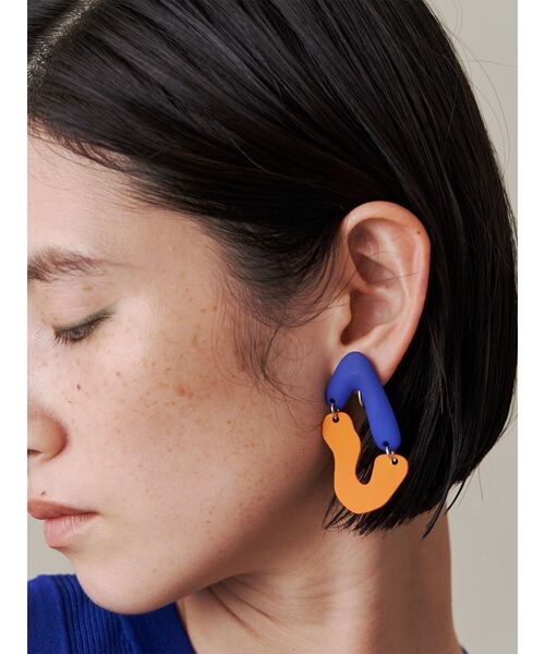 イヤリング SWAY TRIANGLE EARRING / スウェイトライアングルイヤリング レディース