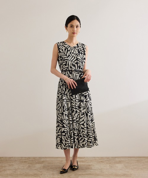 ROPE'(ロペ) ワンピース 「DEVEAUX(デヴォー)」Aラインフレア ROPE'(ロペ) ワンピース 「DEVEAUX(デヴォー)」Aラインフレア
